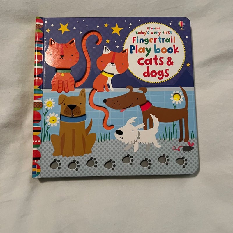 Usborne Baby’s Very First Fingertrail Playbook Cats and Dogs