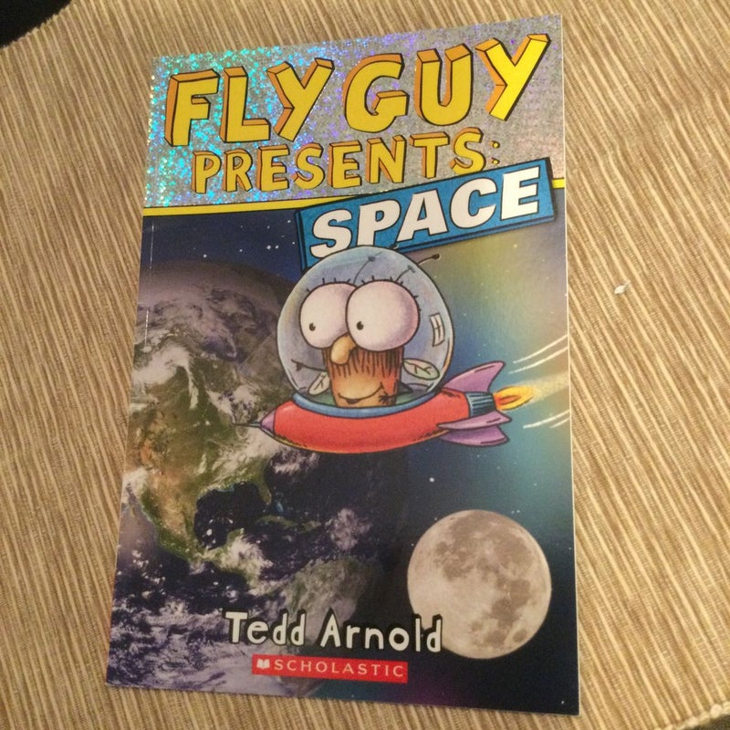 FLY GUY 3 Early Readers LEVEL 2:  Snakes, Space and Dinosauers