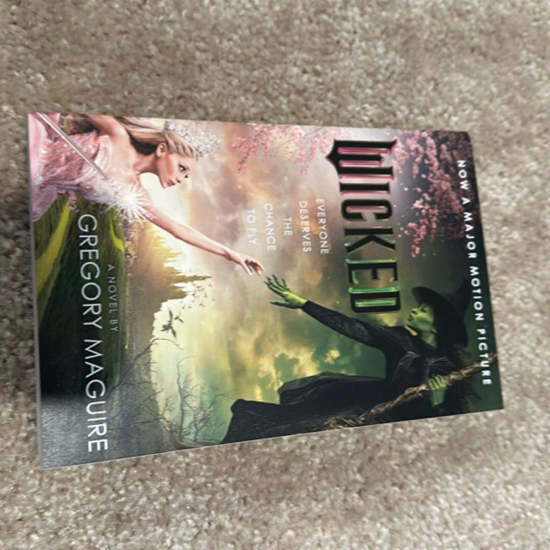 Wicked [Movie Tie-In]