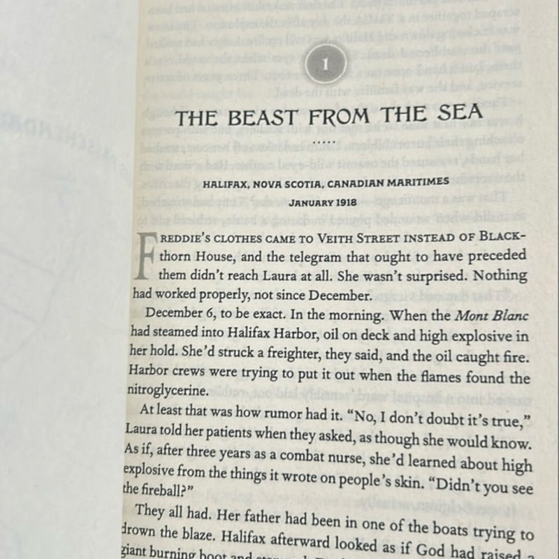 (ARC) The Warm Hands of Ghosts