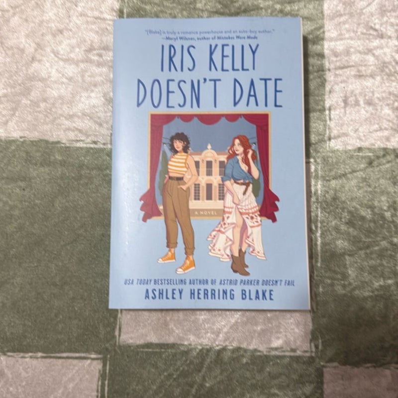 Iris Kelly Doesn't Date