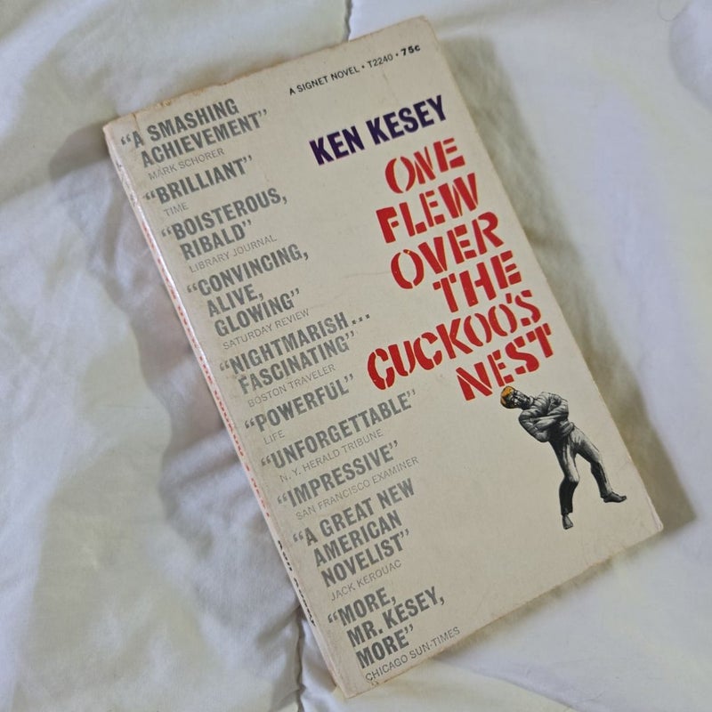 One Flew Over the Cockoos Nest by Ken Kesey vintage paperback very good condition 