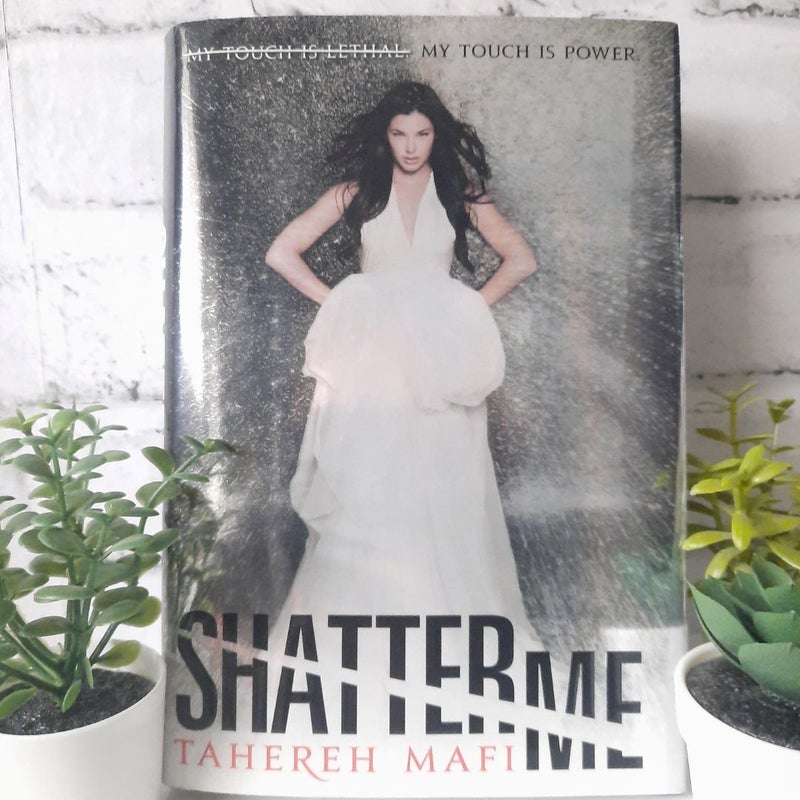 Shatter Me **Original cover art **Signed 