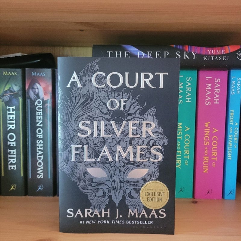 A Court of Silver Flames (Limited Time Exclusive Edition)