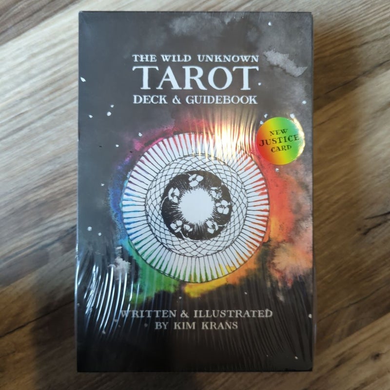 The Wild Unknown Tarot Deck and Guidebook (Official Keepsake Box Set)