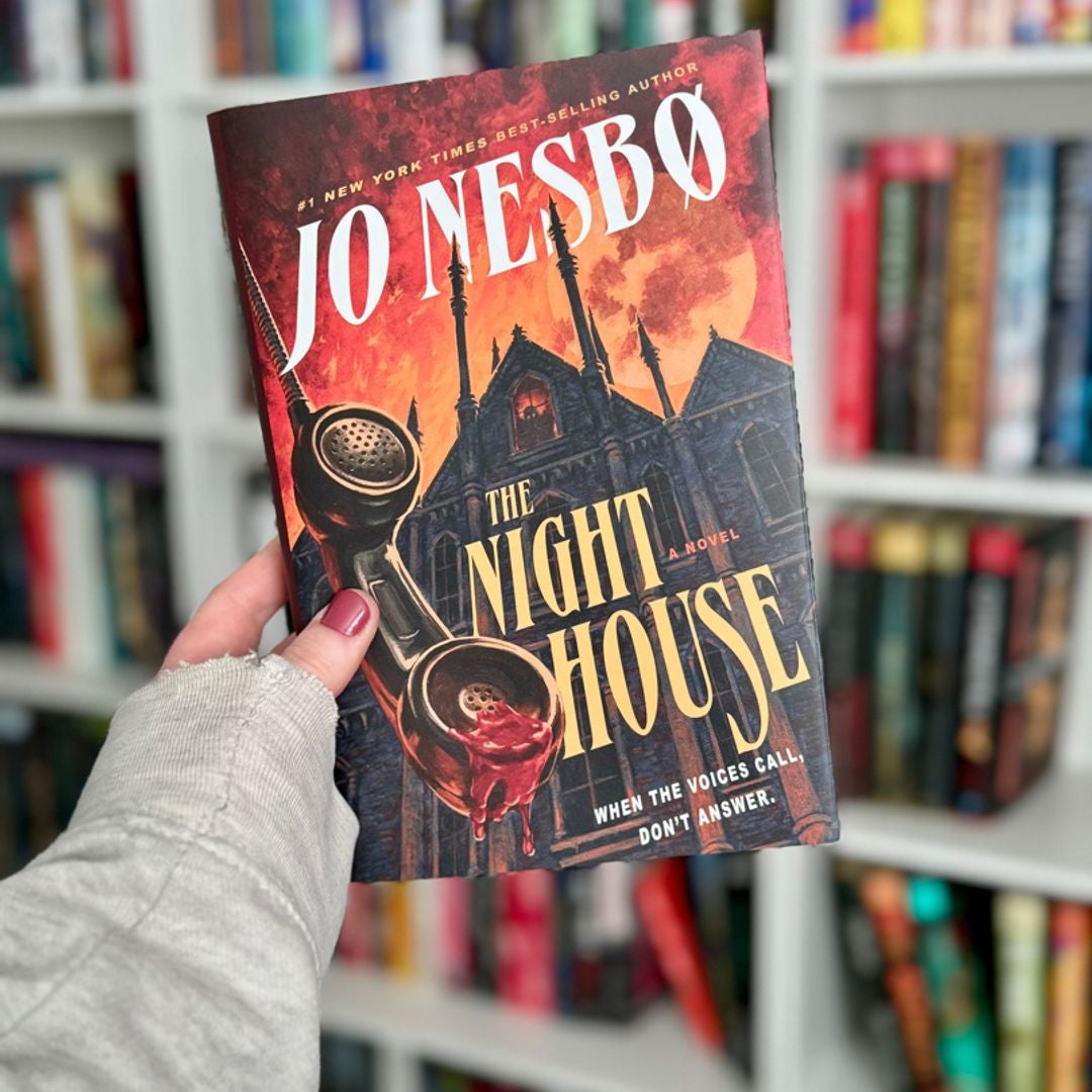 The Night House: A novel: 9780593537169: Nesbo, Jo, Smith, Neil: Books 