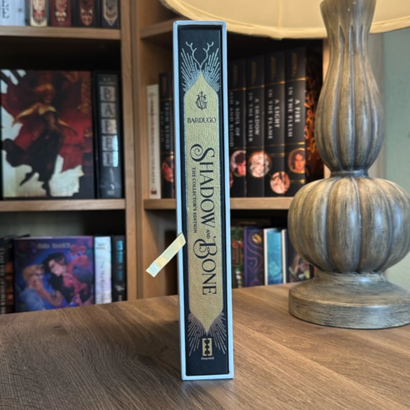Shadow and Bone: the Collector's Edition