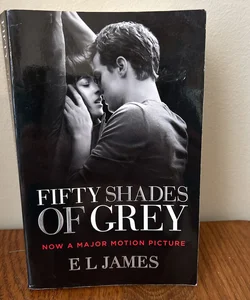 Fifty Shades of Grey (Movie Tie-In Edition)