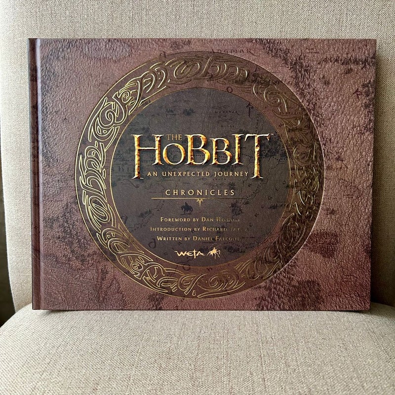 The Hobbit: an Unexpected Journey Chronicles: Art and Design