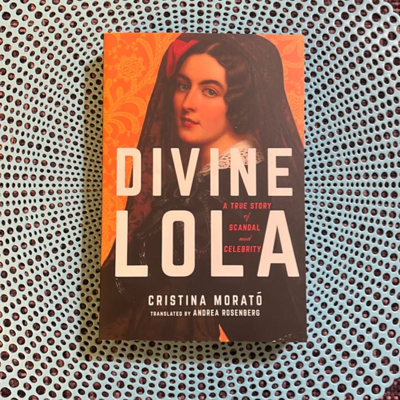 Divine Lola