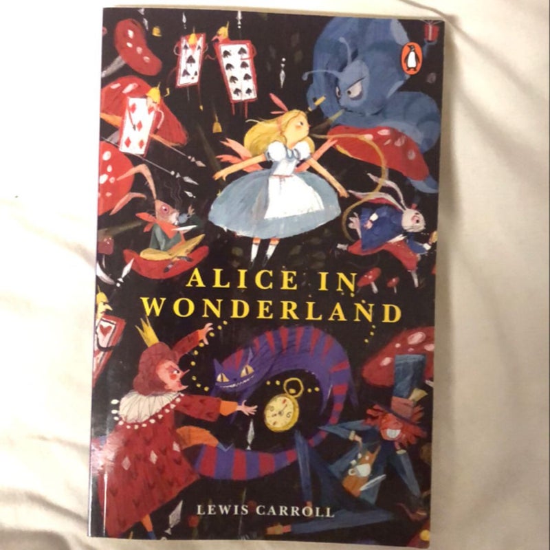 Alice in Wonderland (PREMIUM PAPERBACK, PENGUIN INDIA)