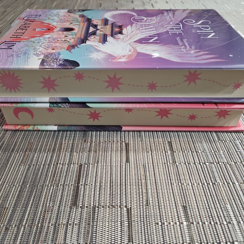 Fairyloot editions Spin the Dawn & Unravel the Dusk by