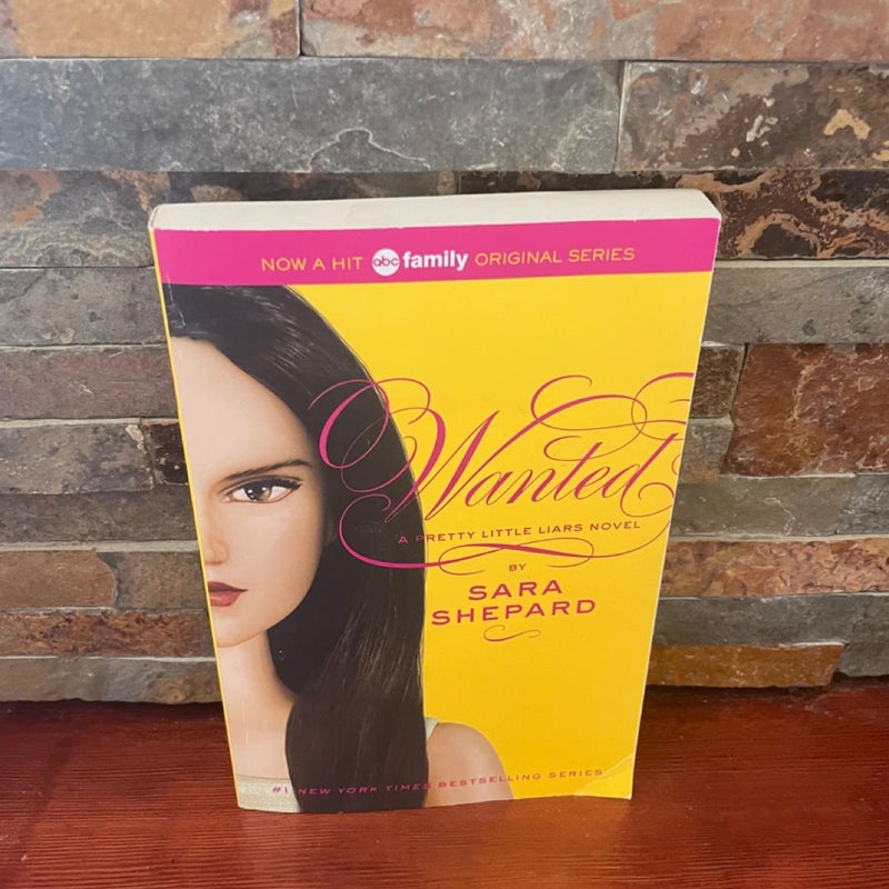 Pretty Little Liars #8: Wanted