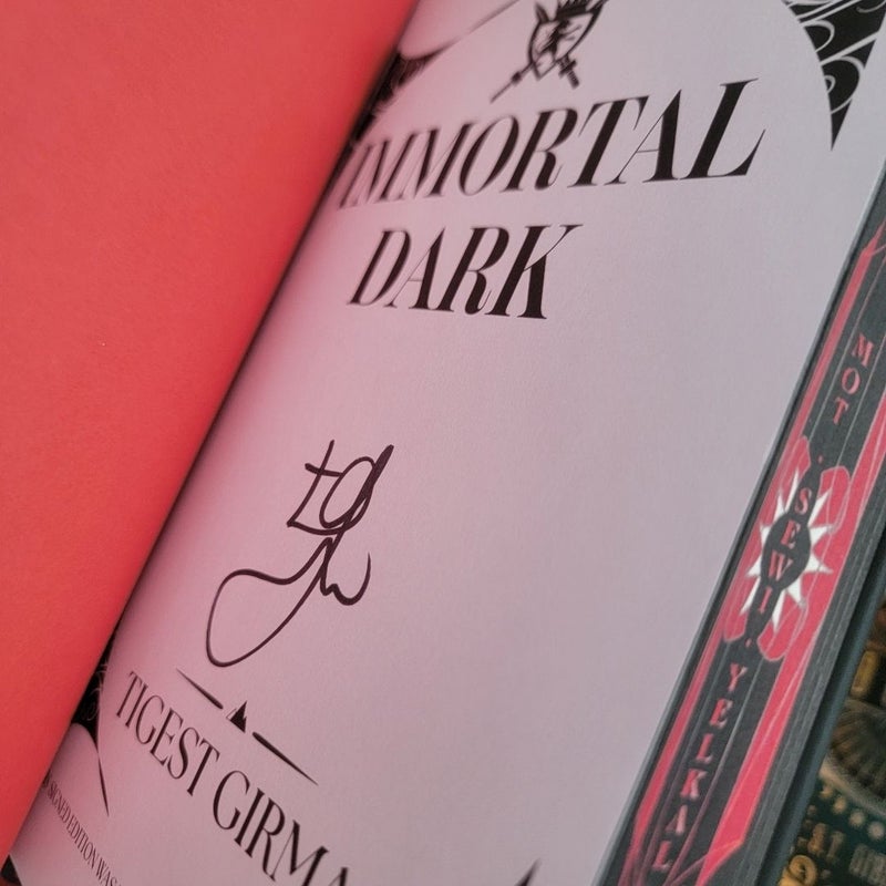 Immortal Dark Owlcrate