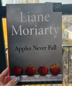 Apples Never Fall