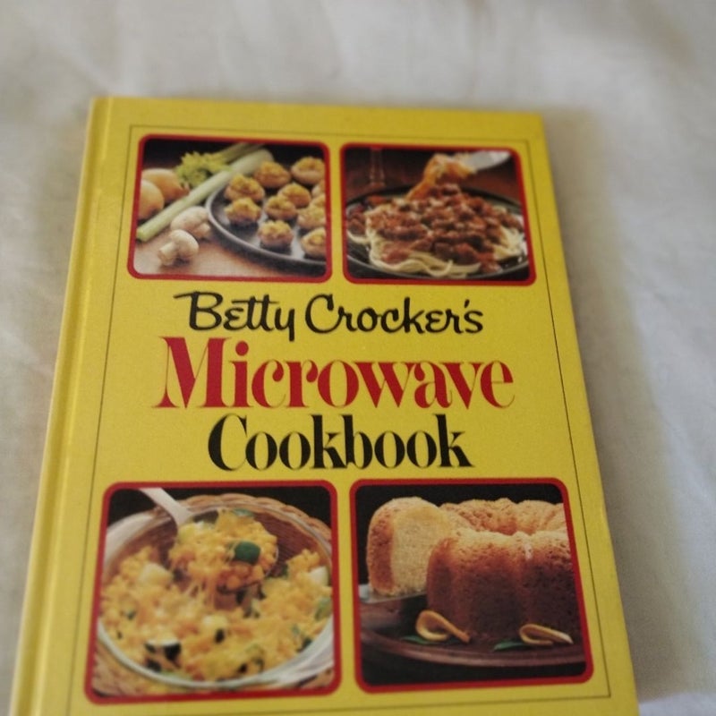 Betty Crocker Microwave Cookbook 