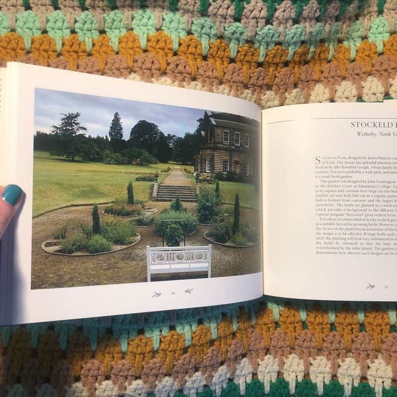English Herb Gardens