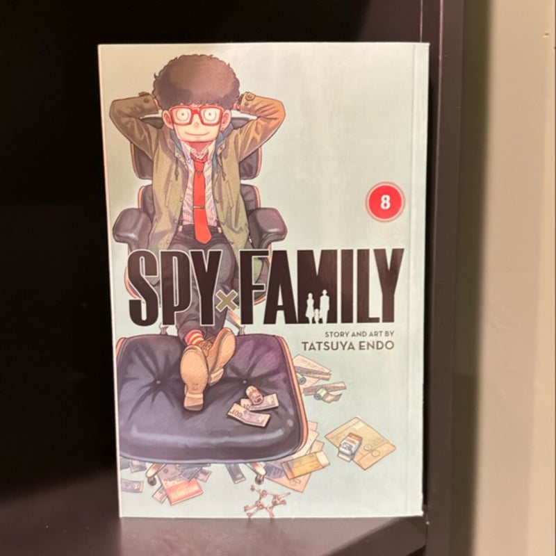 Spy X Family, Vol. 8