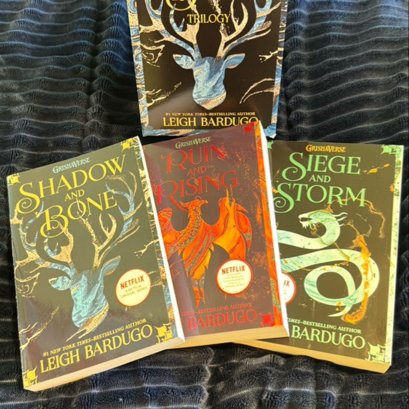 The Shadow and Bone Trilogy Boxed Set