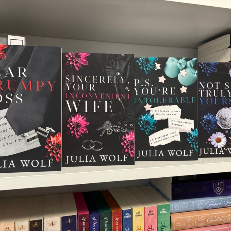 Julia wolf bundle 1 