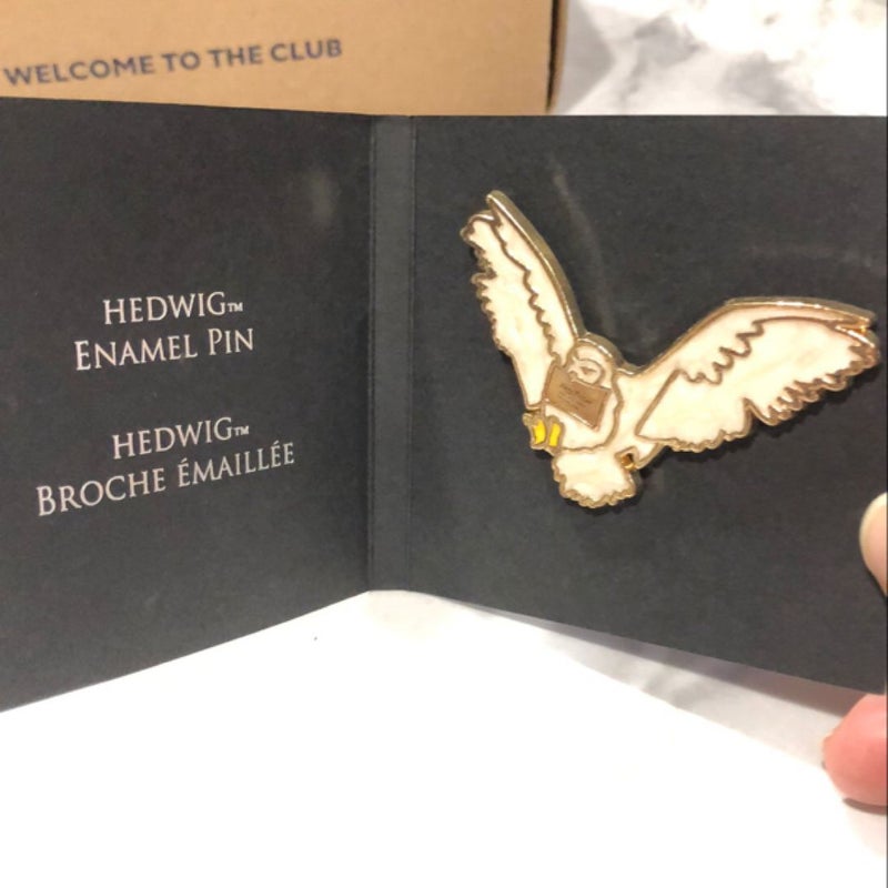 Lootcrate exclusive Hedwig pin