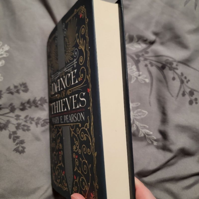 Dance of Thieves