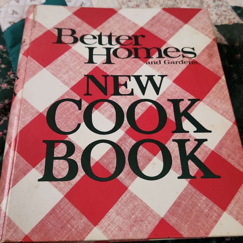 Better Homes and Gardens New Cookbook