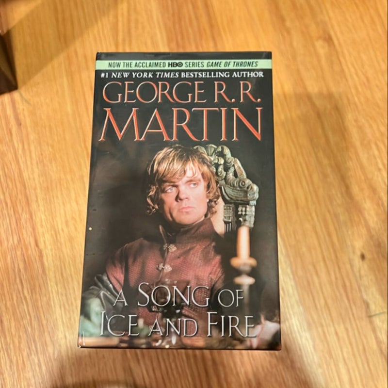 George R. R. Martin's a Game of Thrones 5-Book Boxed Set (Song of Ice and Fire Series)