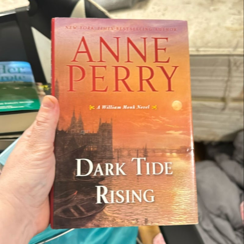Dark Tide Rising