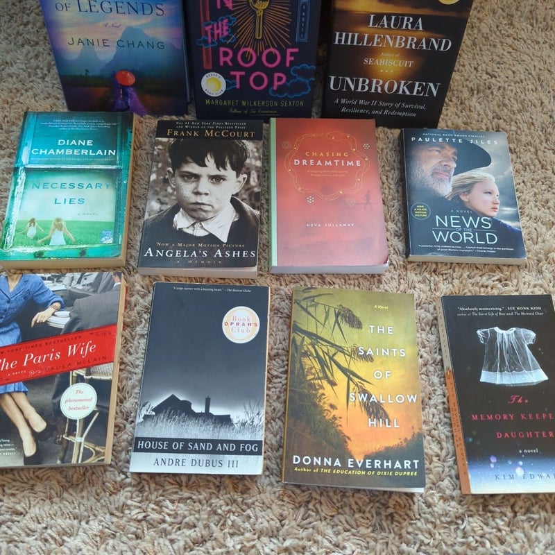 Bundle of assorted books