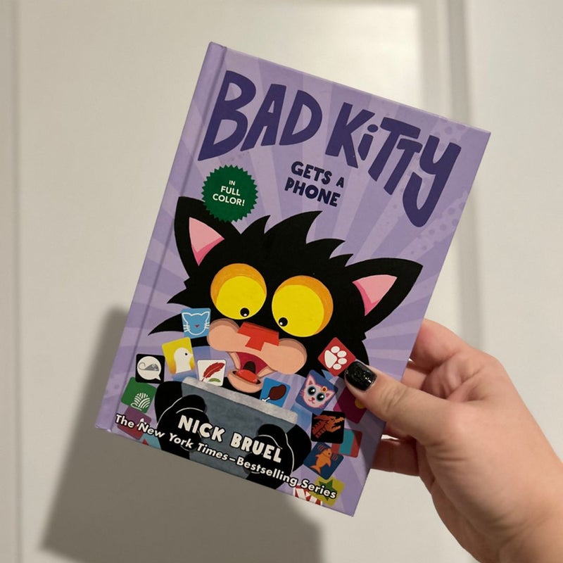 Bad Kitty Gets a Phone (Graphic Novel)