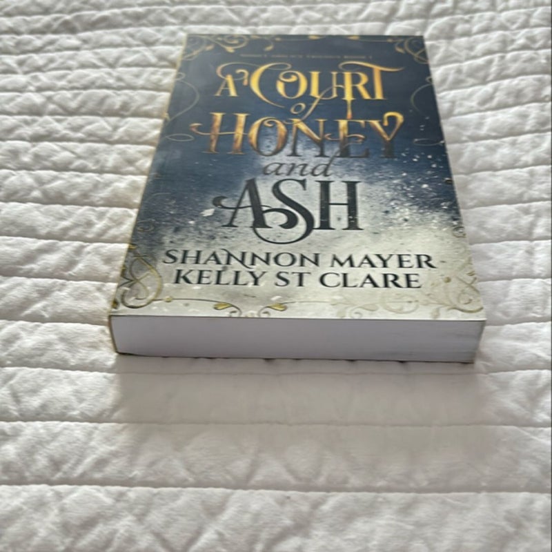 A Court of Honey and Ash