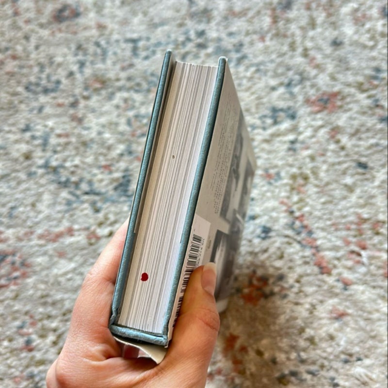 Hollow City