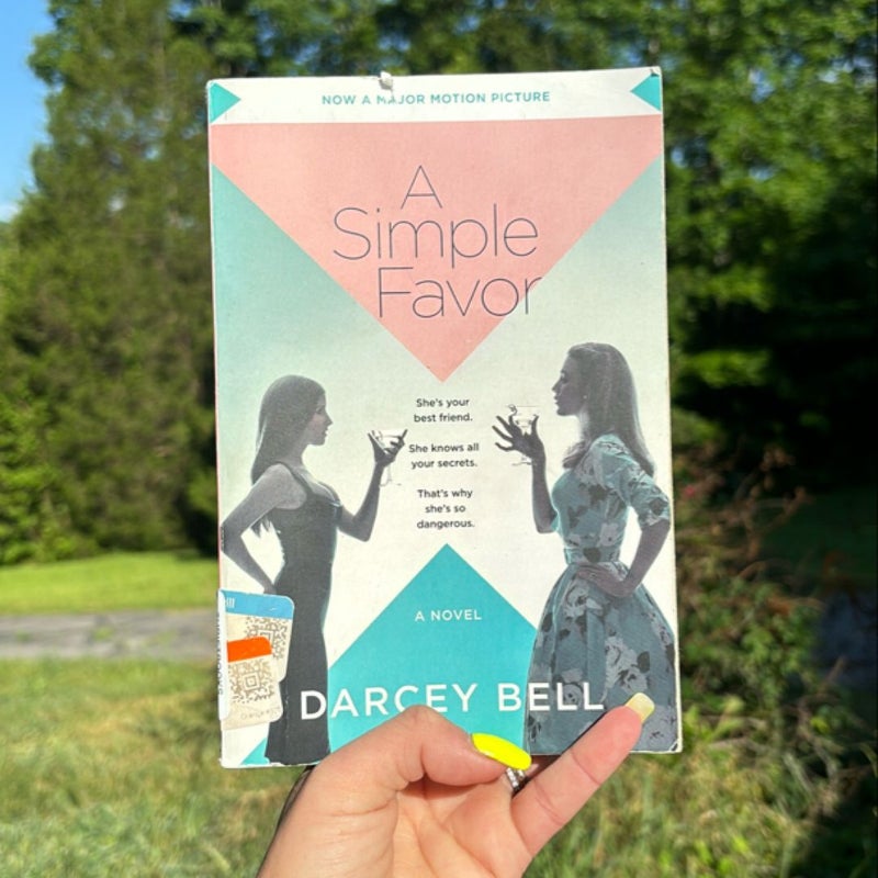 A Simple Favor [Movie Tie-In]