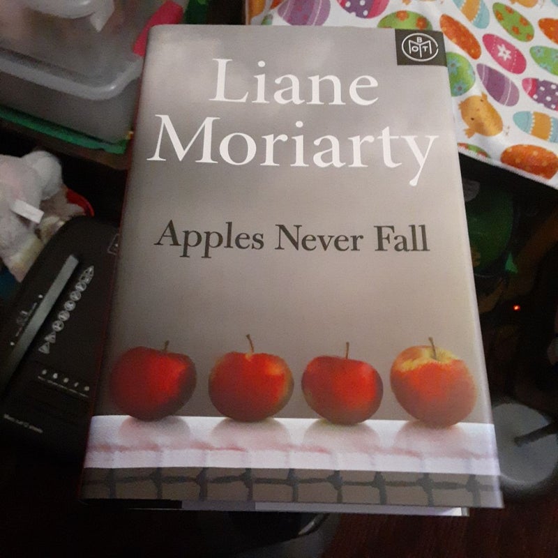 Apples Never Fall