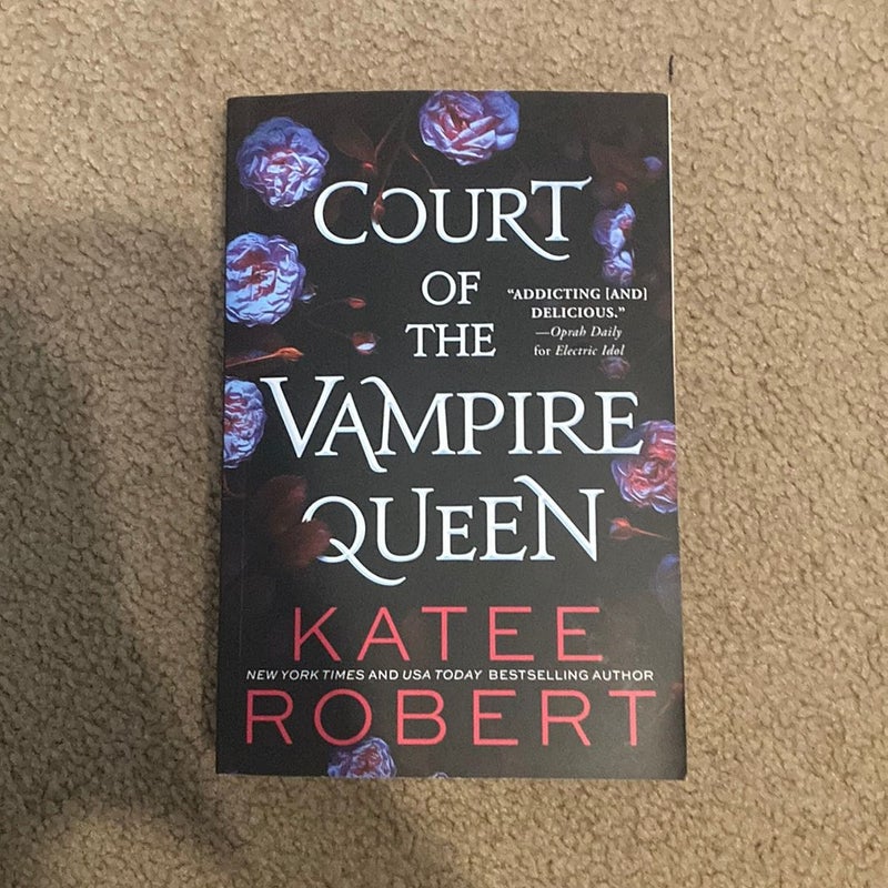 Court of the Vampire Queen by Katee Robert, Paperback | Pangobooks