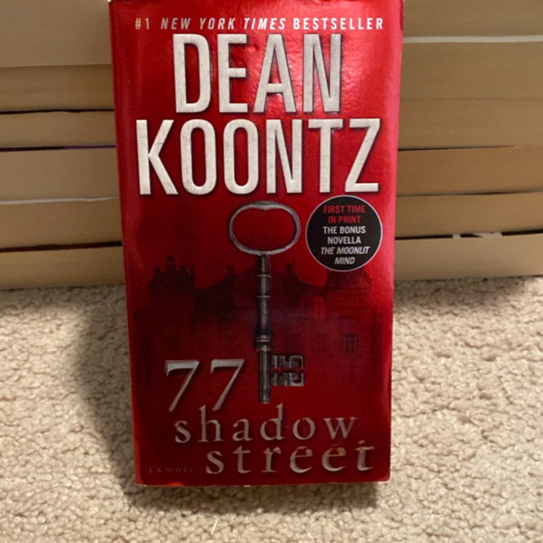 77 Shadow Street (with Bonus Novella the Moonlit Mind)