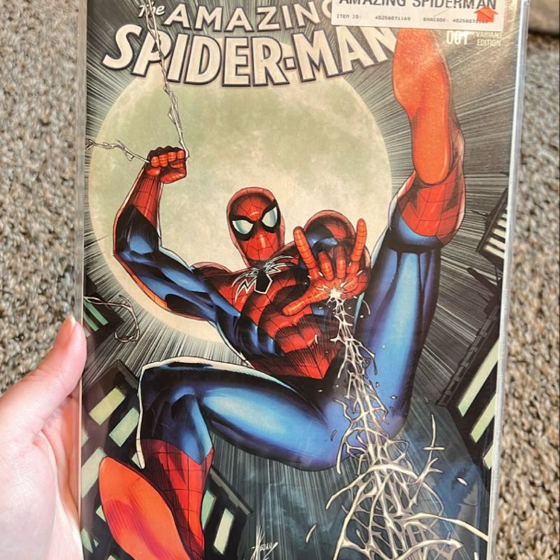 The Amazing Spiderman Comic Book Hastings Exclusive