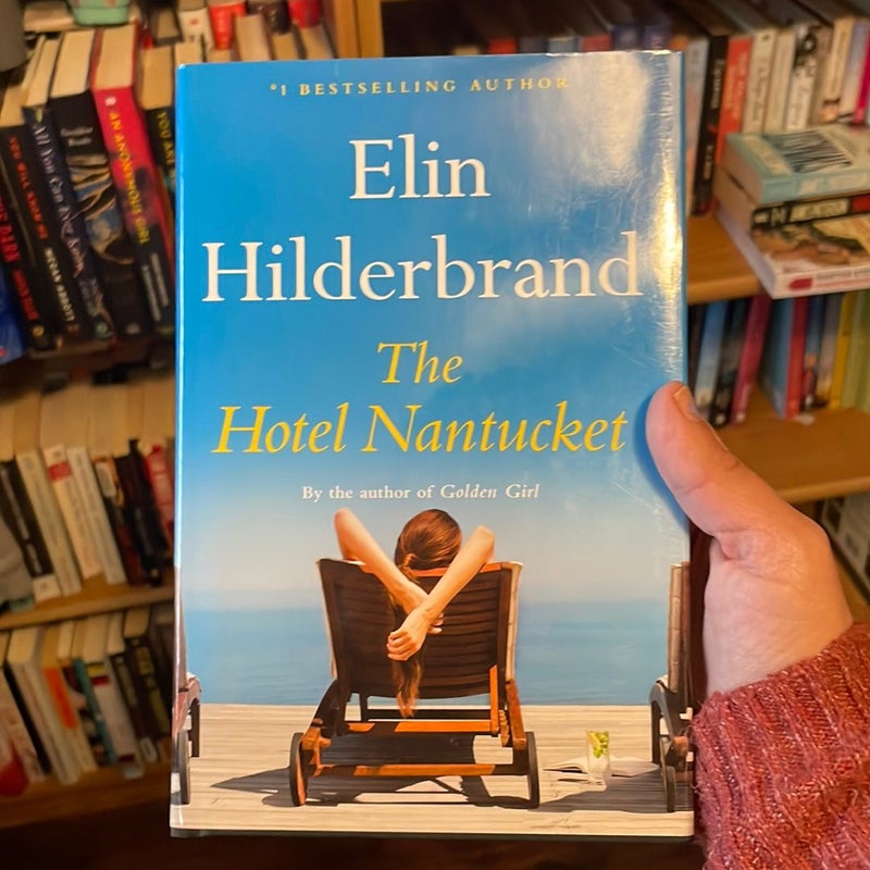 The Hotel Nantucket by Elin Hilderbrand , Hardcover Pangobooks