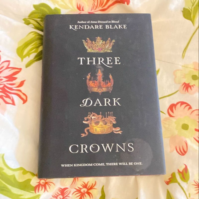 Three Dark Crowns