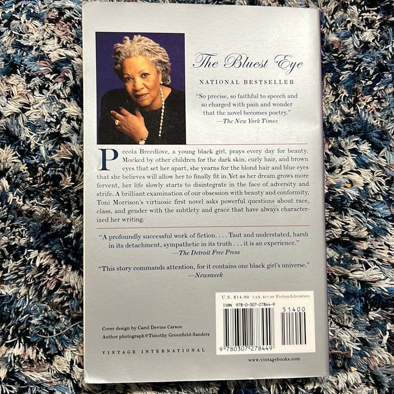 The Bluest Eye by Toni Morrison, Paperback | Pangobooks