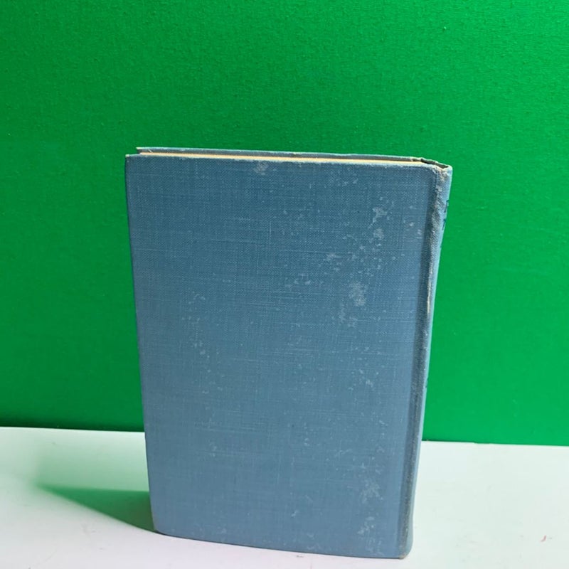 THE RADIO BOYS TRAILING A VOICE Allen Chapman First Edition 1922 Antique Book