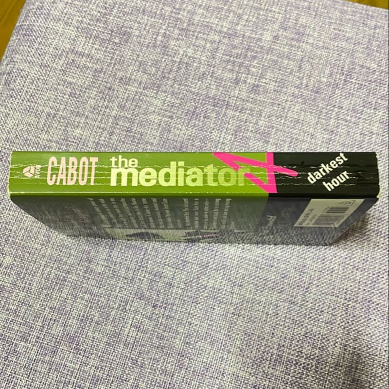 The Mediator #4: Darkest Hour