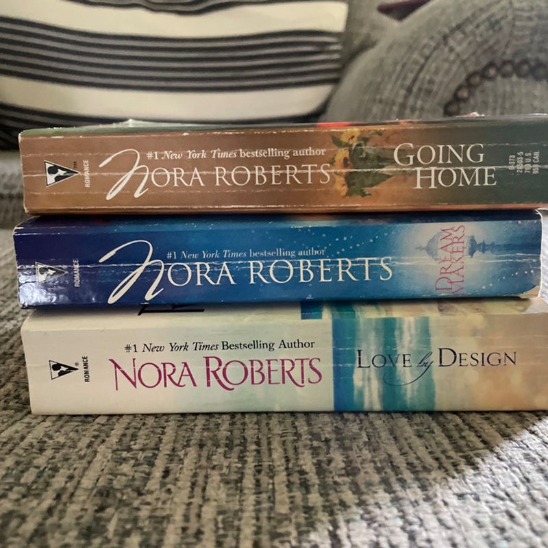 Nora Roberts bundle