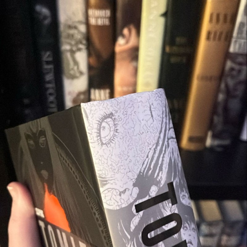 Tomie: Complete Deluxe Edition