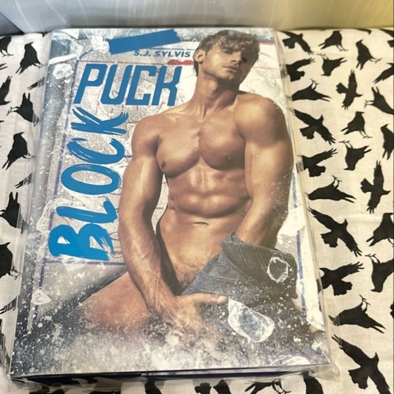 Puck Block (Baddies Box) 