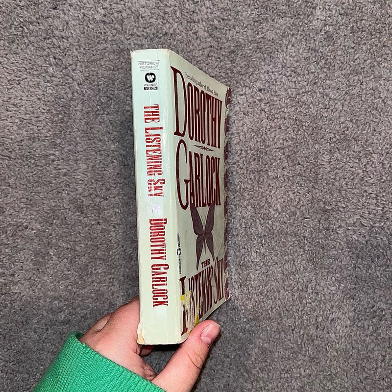 The Listening Sky by Dorothy Garlock, Paperback Pangobooks