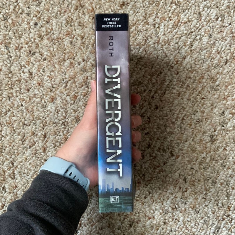 Divergent - 1st edition