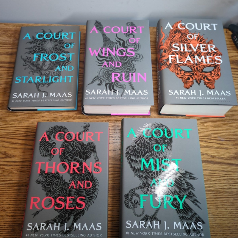 A Court Of Thorns and Roses ACOTAR Box set!