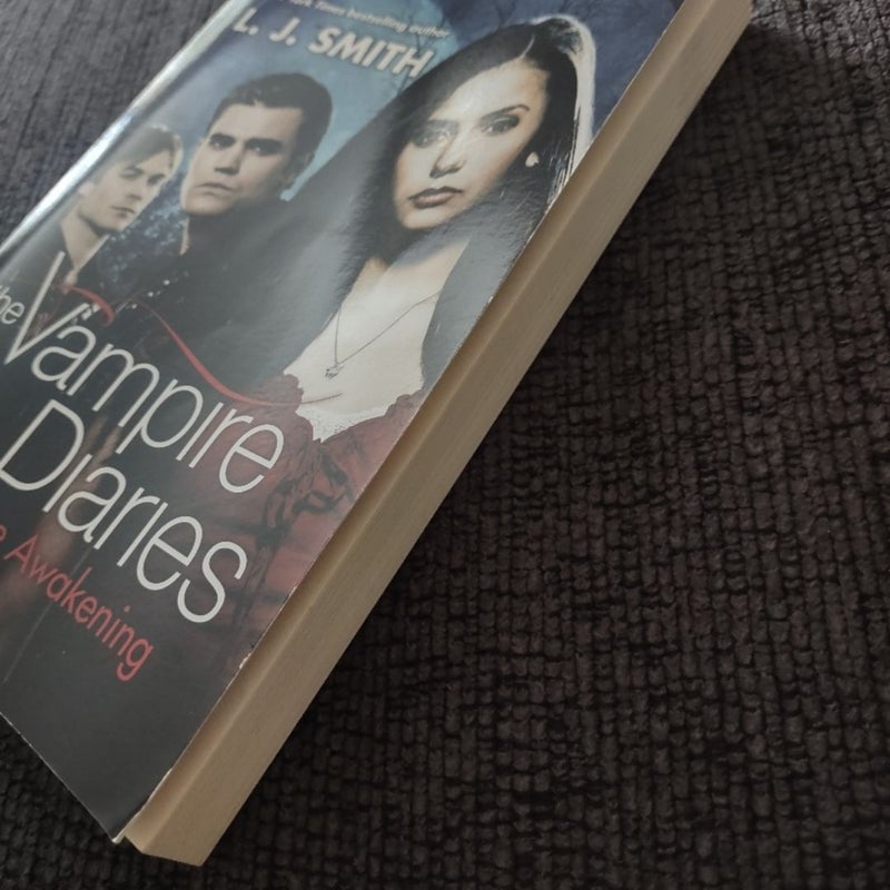 The Vampire Diaries: the Awakening